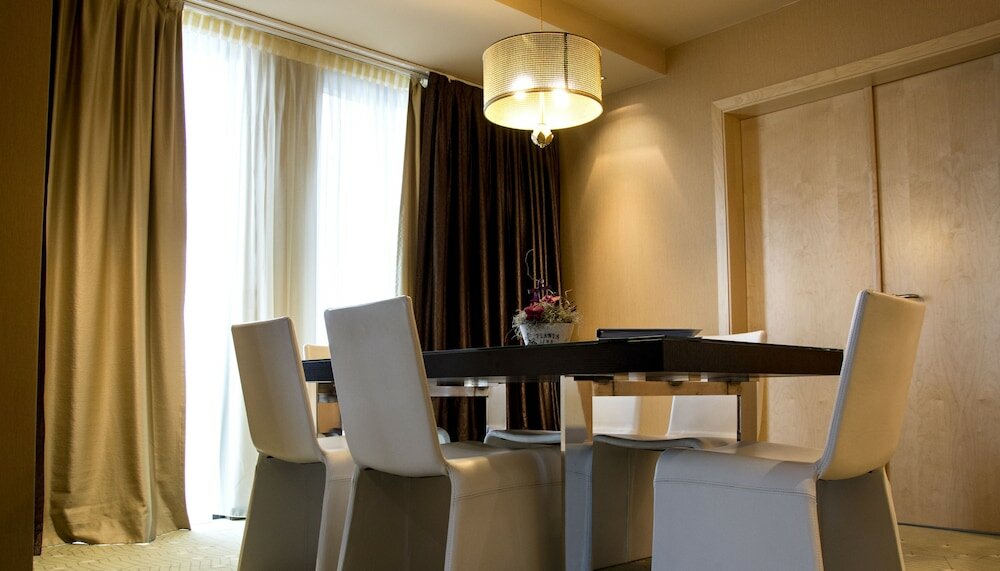 Фото Ramada by Wyndham Sibiu