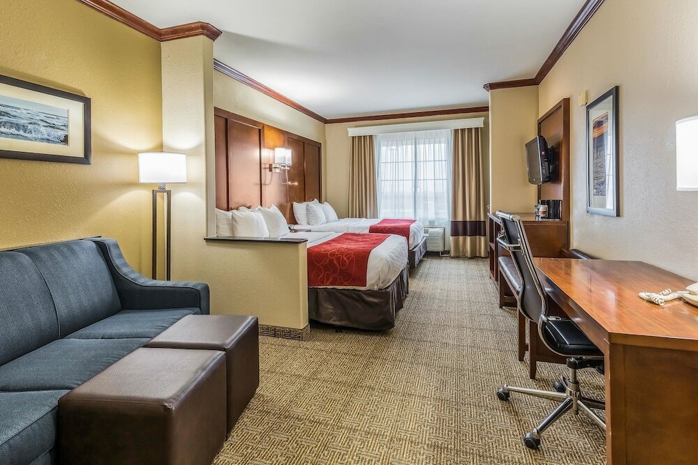 Фото Comfort Suites Galveston