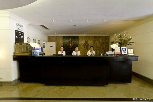 Внешний вид отеля Crown Regency Suites & Residences - Mactan в Лапу-Лапу, фото 5