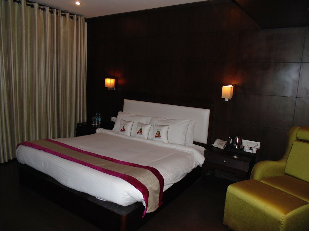 Фото отеля 2