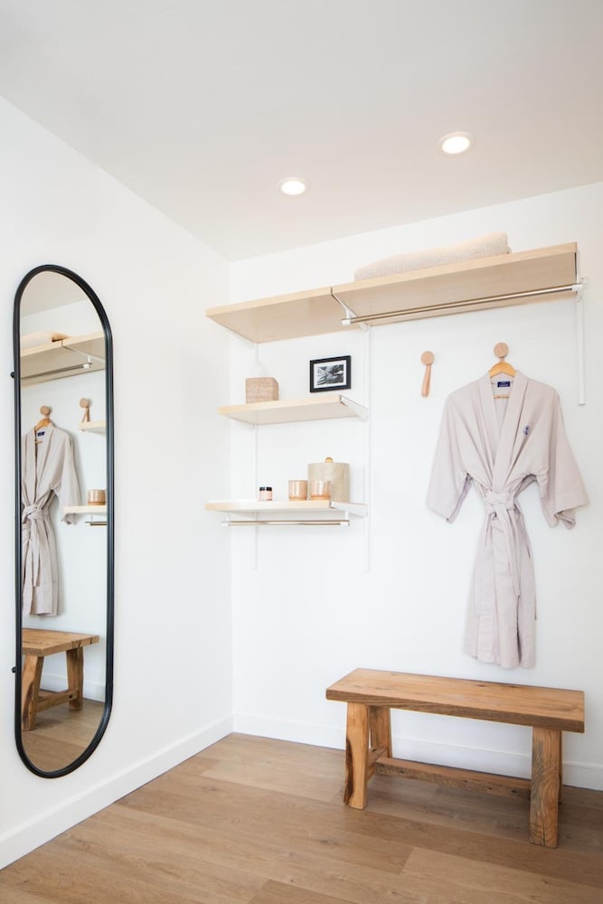 Фото The Pearl Hotel