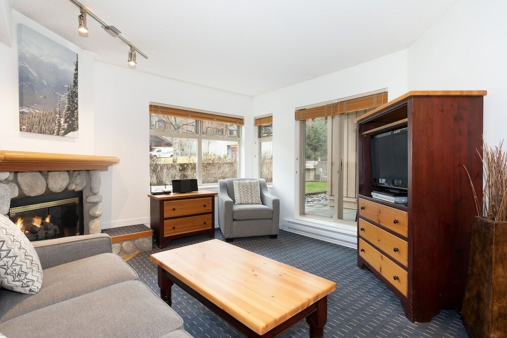 Фото Whistler Vacation Club at Lake Placid Lodge