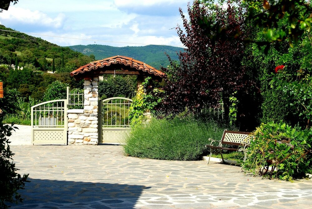 Фото Jennifer Home Hotel