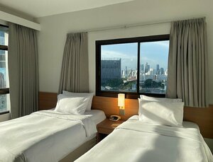 Гостиница Pinnacle Lumpinee Park Hotel