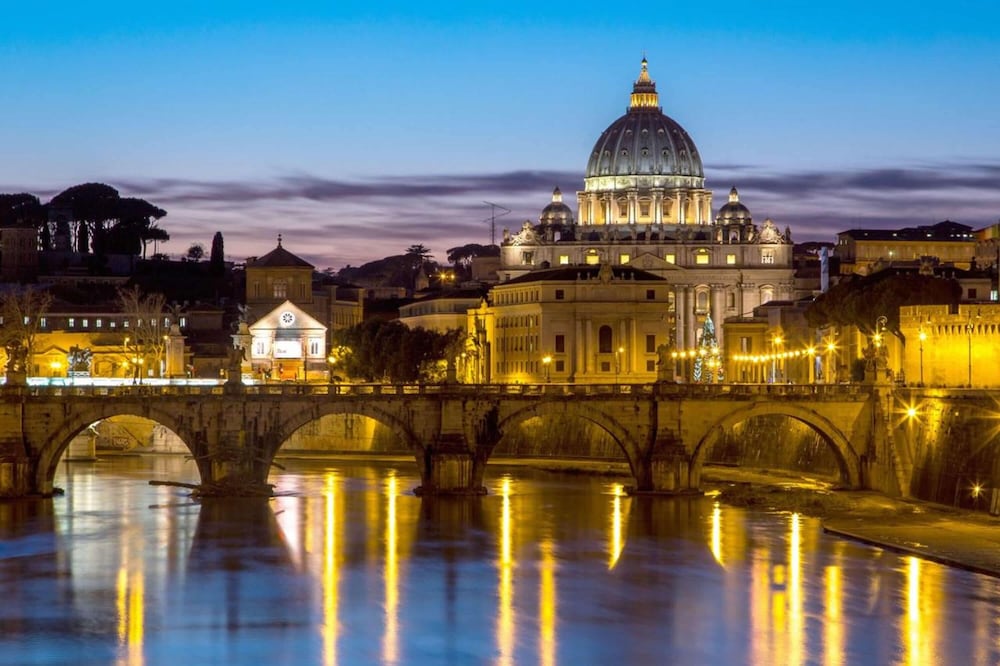 Фото Crossroad Hotel