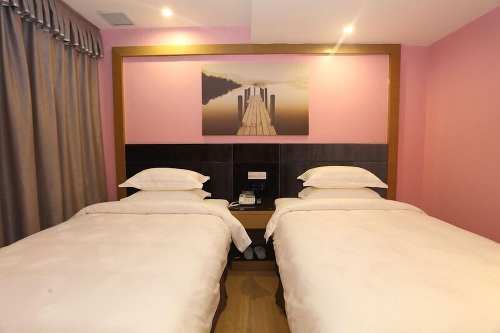 Фото Colour Inn Shenzhen Chunfeng Branch