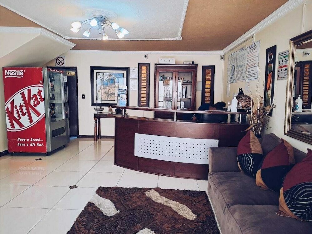 Фото отеля 2