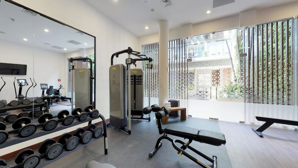 Фото Апартаменты The Fives Downtown Hotel & Residences, Curio Collection by Hilton