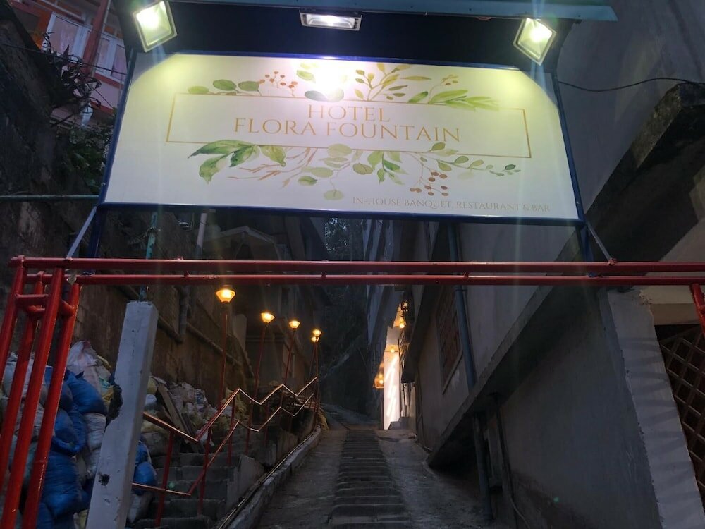 Фото Hotel Flora Fountain