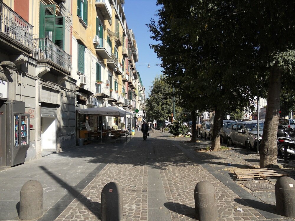 Фото B&b In giro per Napoli
