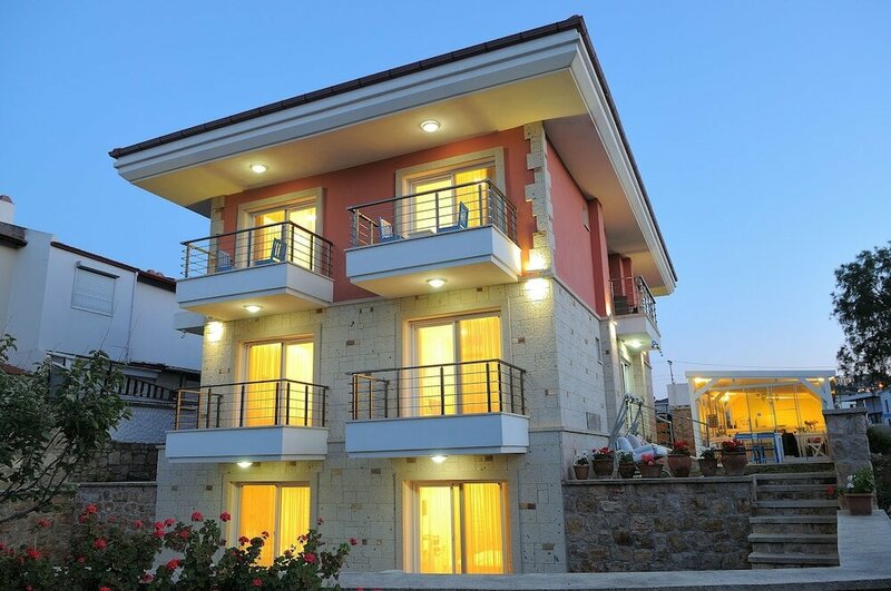 Гостиница Allegria Butik Otel в Чешме