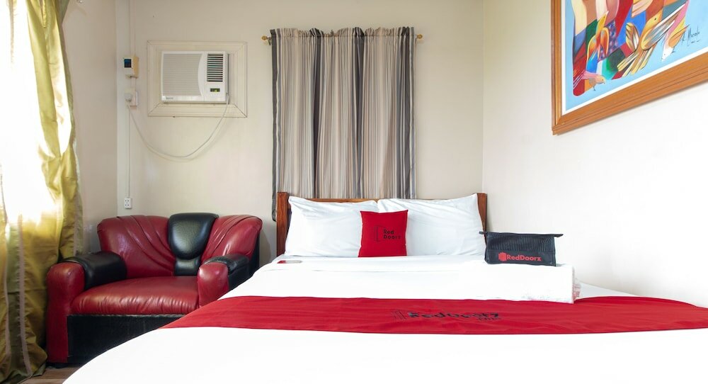 Фото RedDoorz near Peoples Park Tagaytay