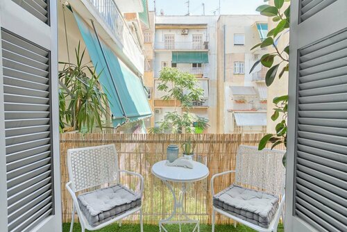 Head for Acropolis a Romantic Hideaway