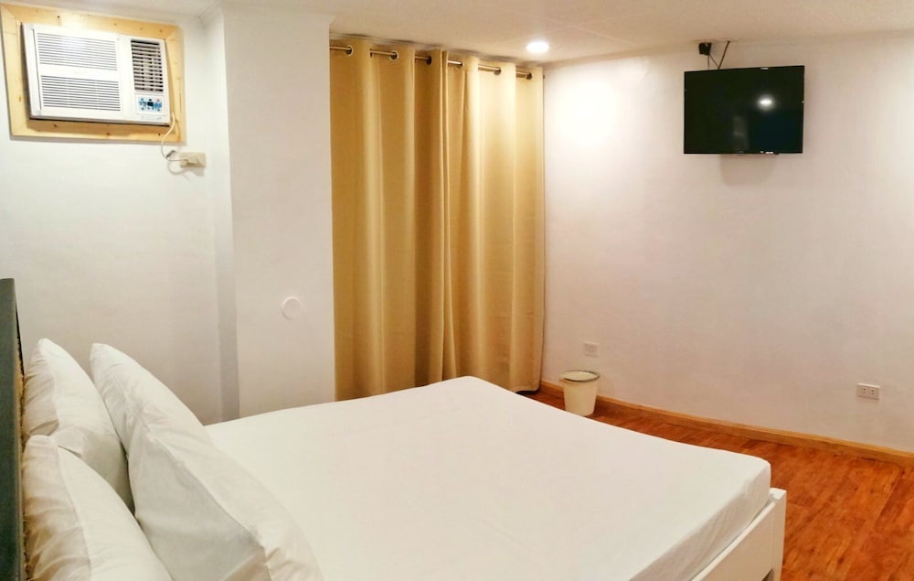 Фото Spaces by EcoHotel Iloilo