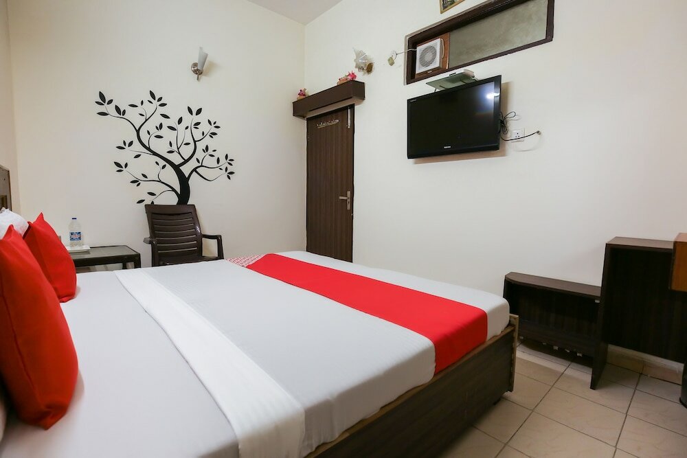 Фото Oyo 4601 City Plaza