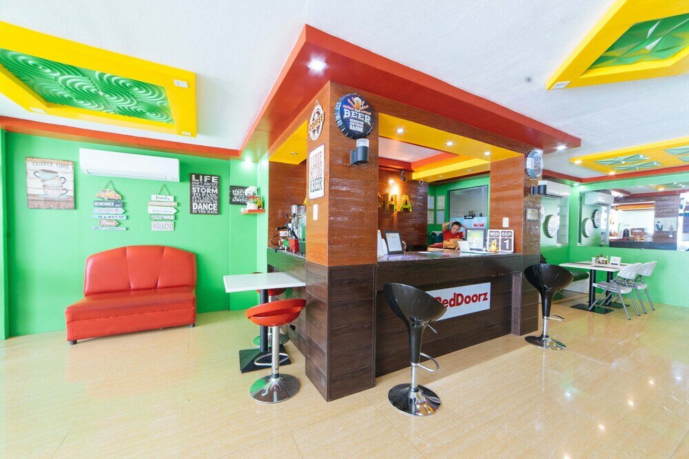 Фото RedDoorz near Notre Dame University Gensan