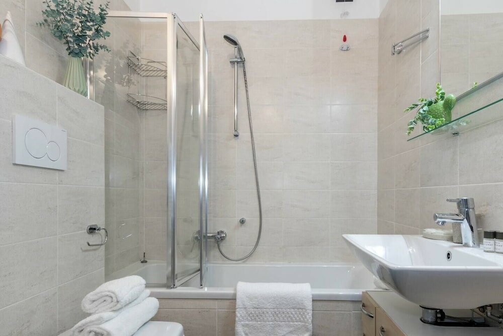 Фото Altido Urban Relax Apartment