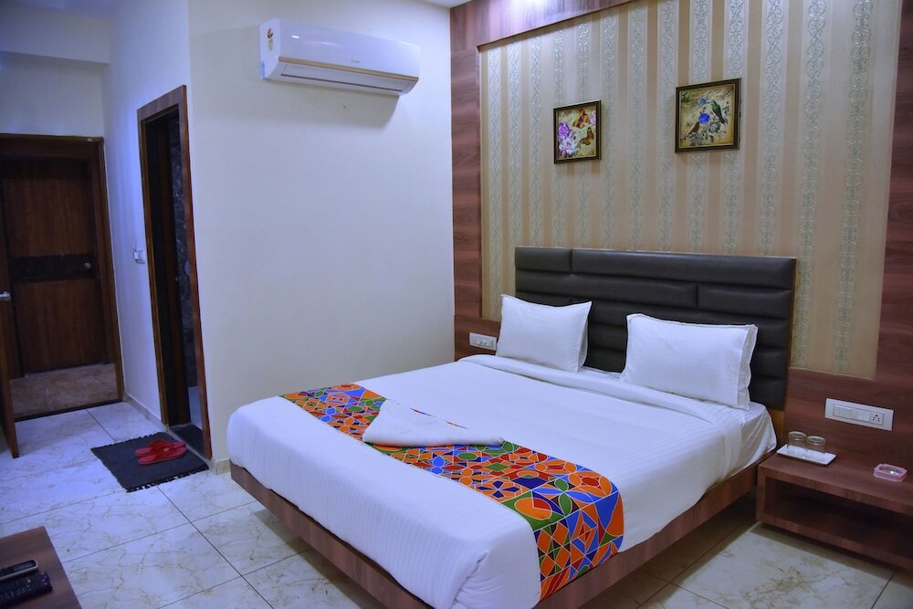 Фото Hotel Krishna Palace