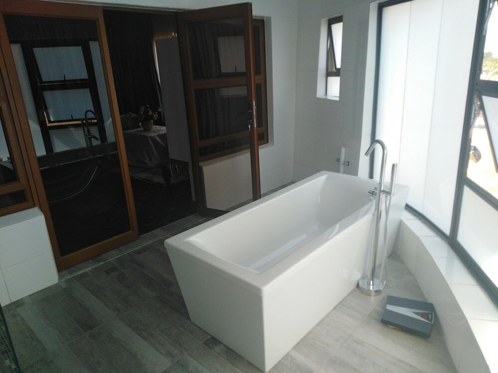 Фото Equestrian Royal Boutique Hotel & SPA