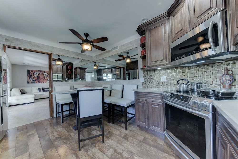 Фото Sanctuary Pond and Pool