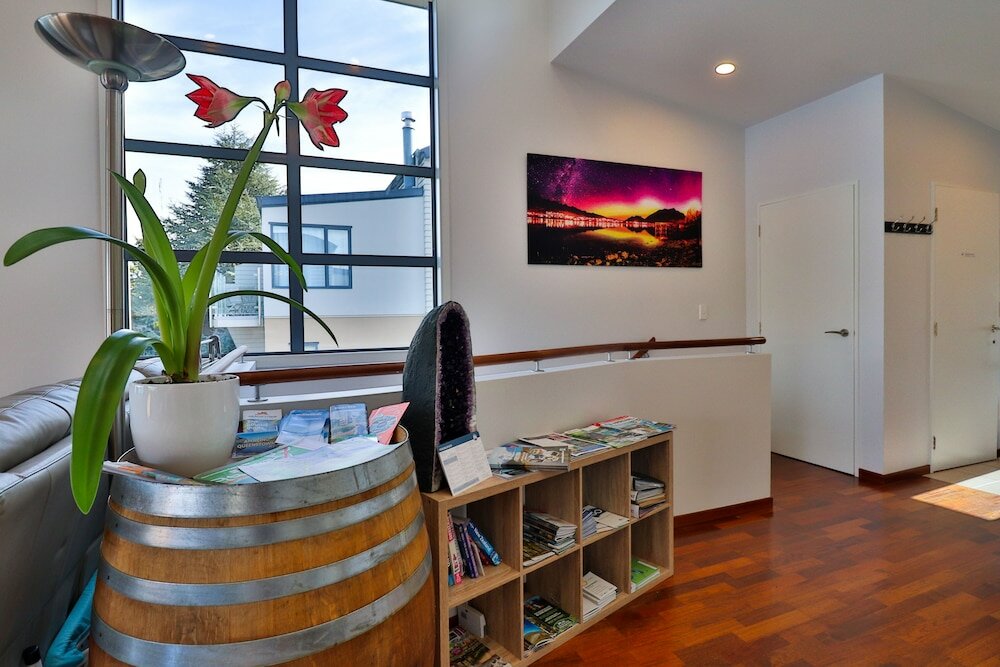 Фото Amazing Queenstown Guesthouse