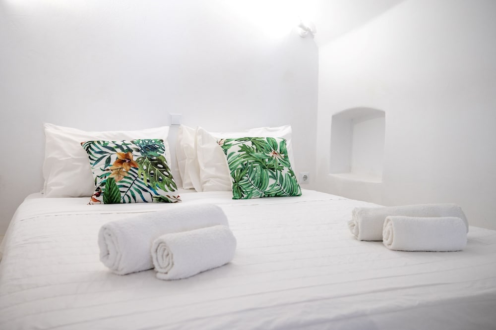 Фото Fertimo Suites by Karpimo