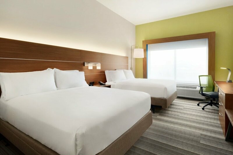 Гостиница Holiday Inn Express And Suites-Cincinnati South - Wilder, an Ihg Hotel