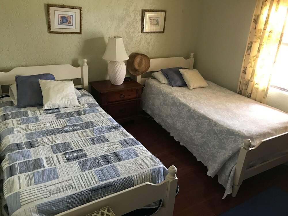 Фото Delaporte Point Oceanfront Townhouse