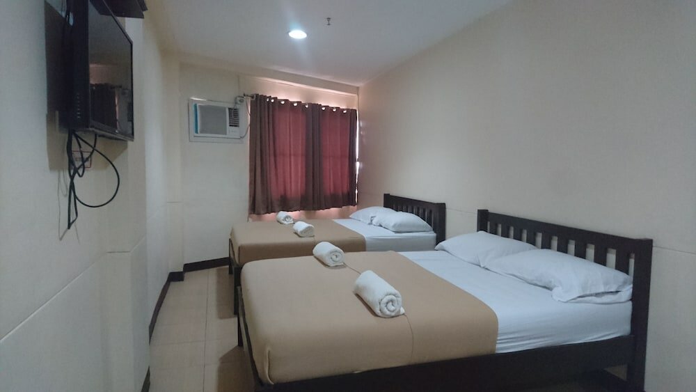 Hotel Calamba Pension Plaza, Calamba, photo