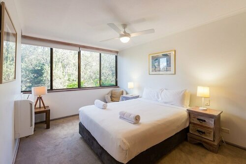 Гостиница Byron Pacific Apartments в Байрон-Бэе