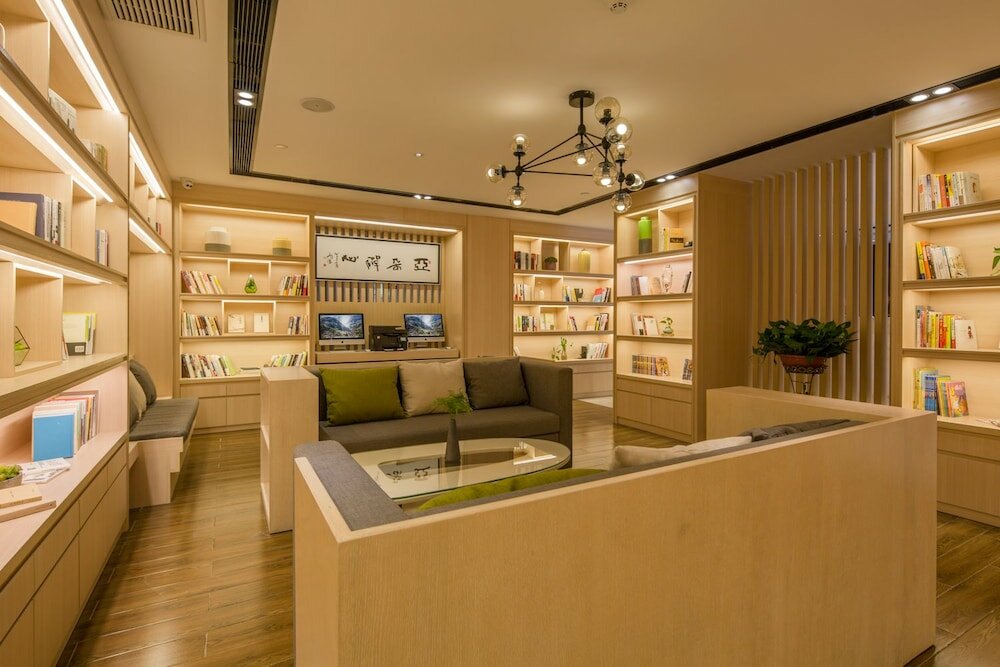 Фото Hangzhou Atour Hotel Hushu Road