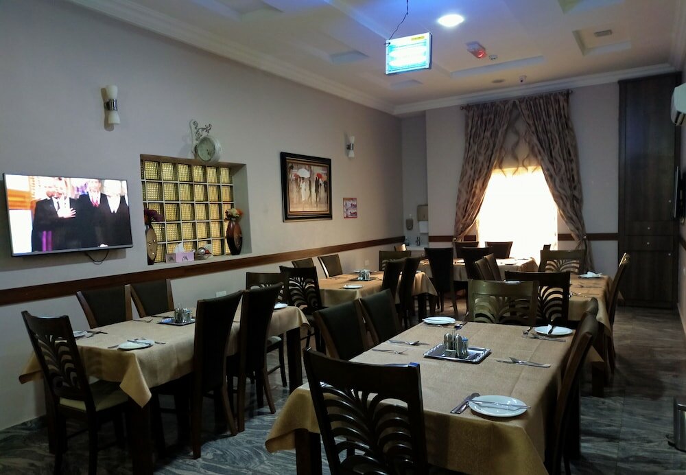 Фото Sheer Luxury Apartments & Suites