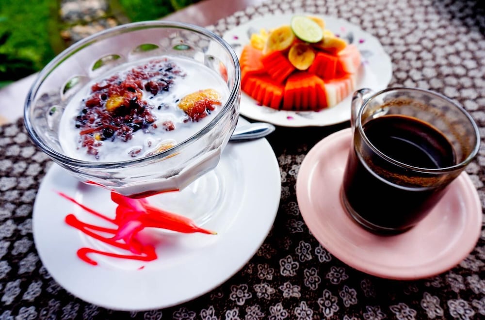 Фото Desak Putu Putra Homestay