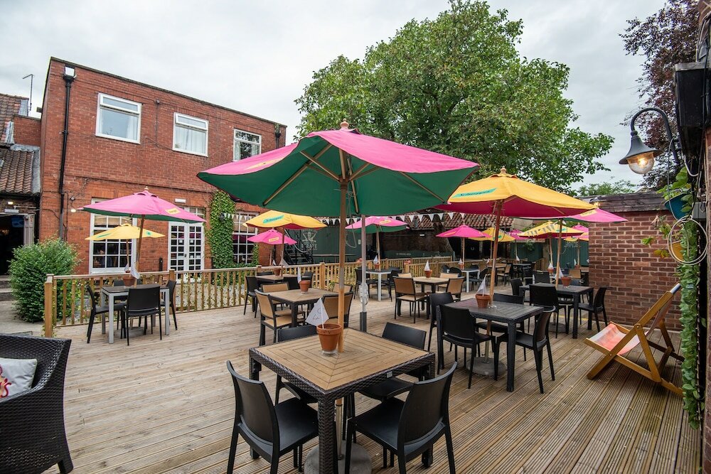 Фото The George Inn