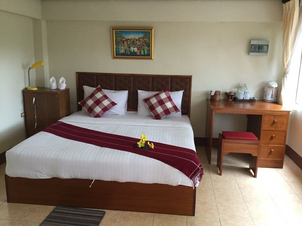 Фото Mitkhoonyoum Hotel