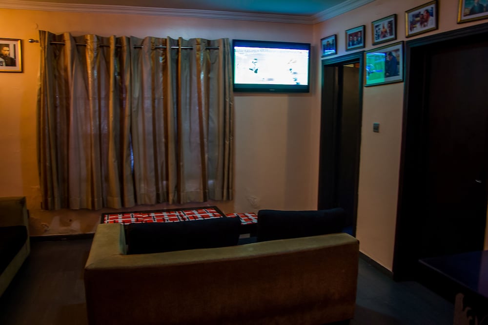 Фото Precinct Comfort Services, Ikoyi