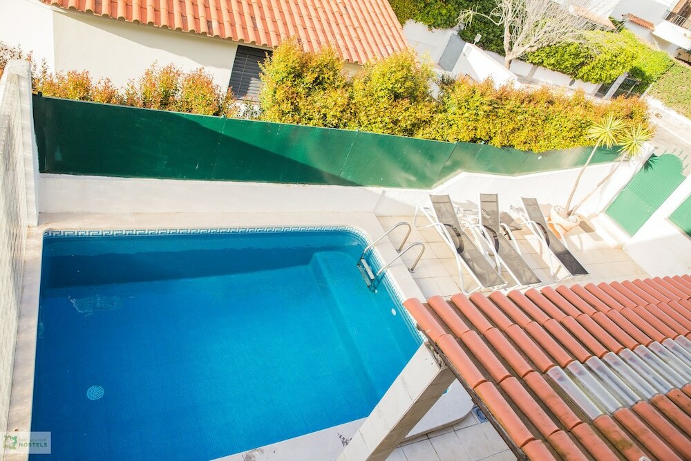 Фото Help Yourself Hostels Carcavelos Coast