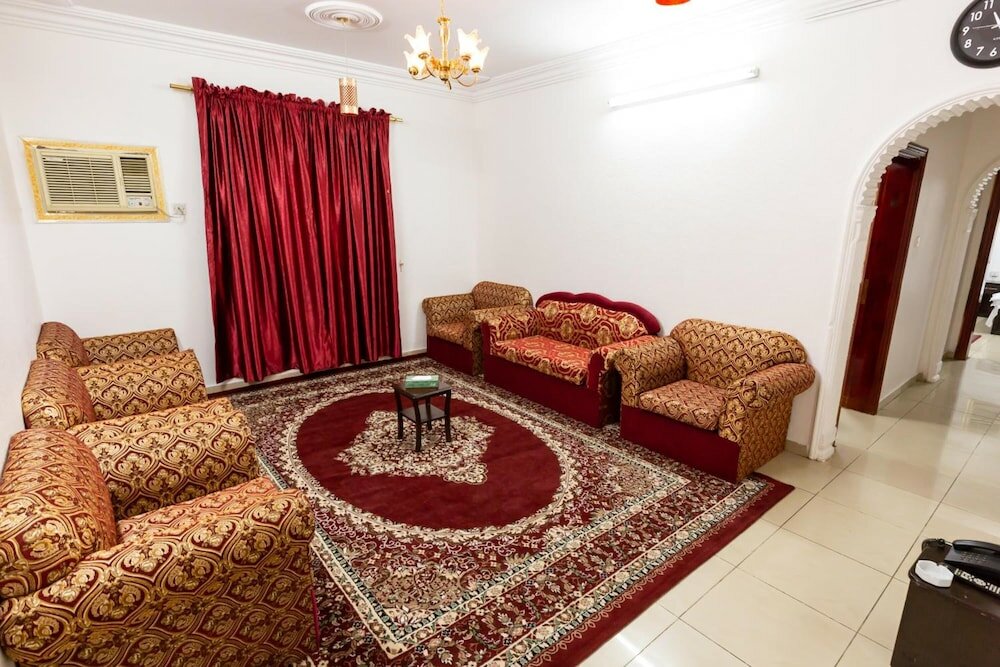 Фото Al Eairy Furnished Apts Al Madinah 8