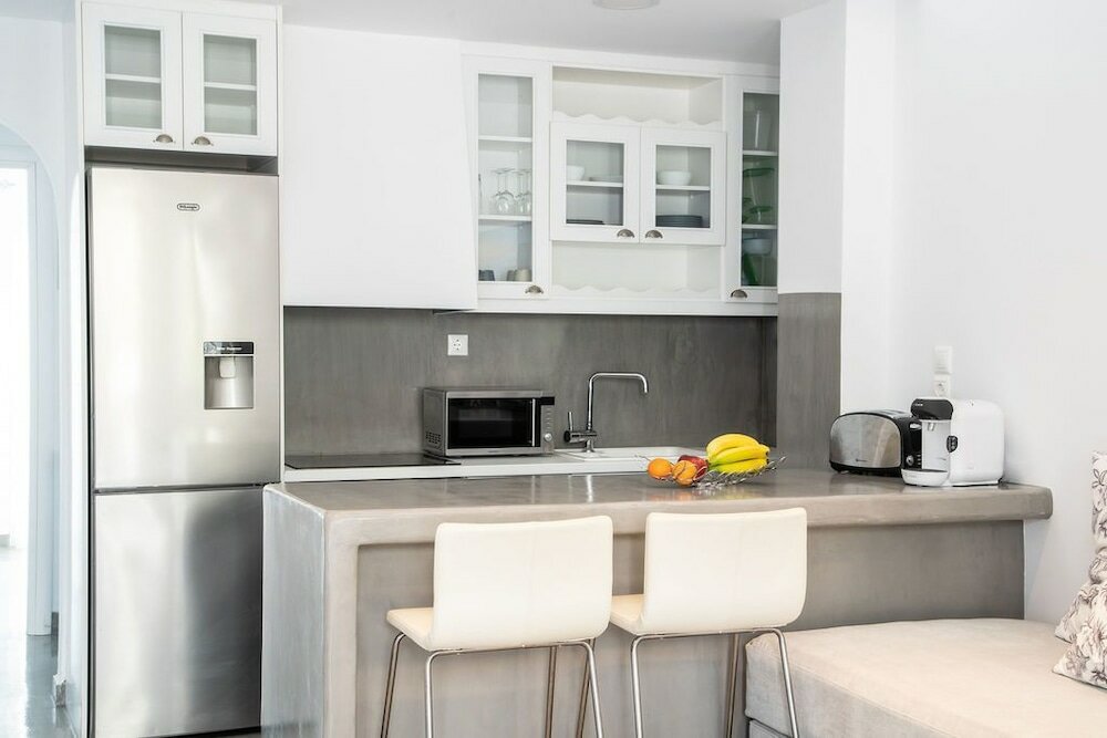 Фото Anna's and Argy's Apartments