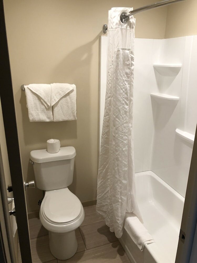 Фото Allen Park Motor Lodge