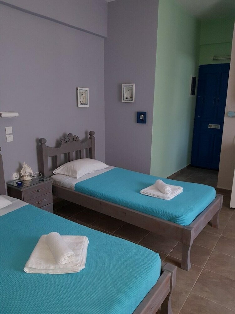 Фото Karabo Hotel