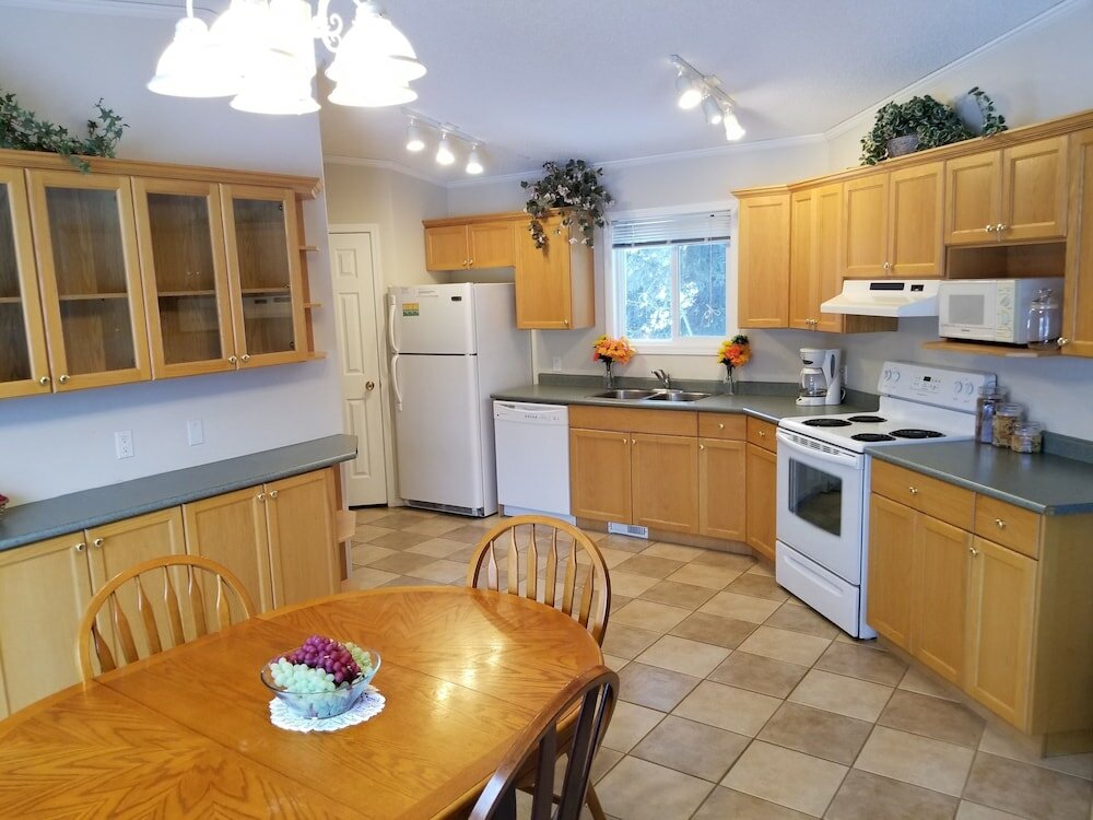 Фото Christina Lake Lodge