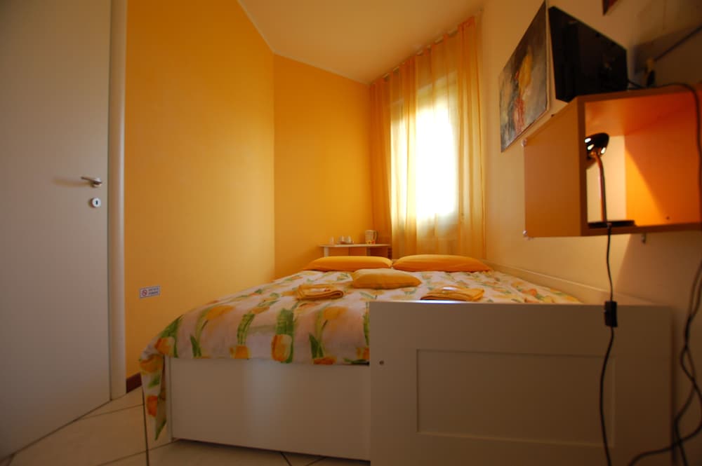 Фото La Rosa Scarlatta Atelier