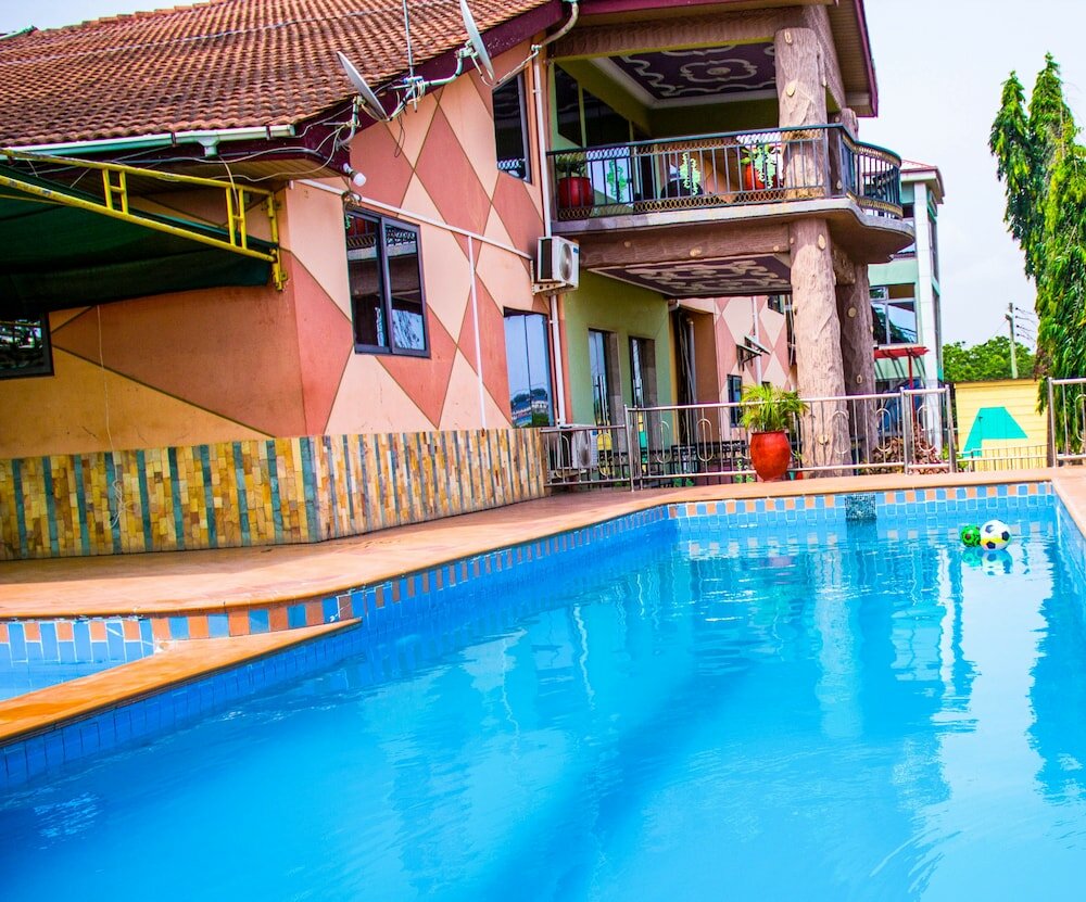 Фото Triple Hill Hotel