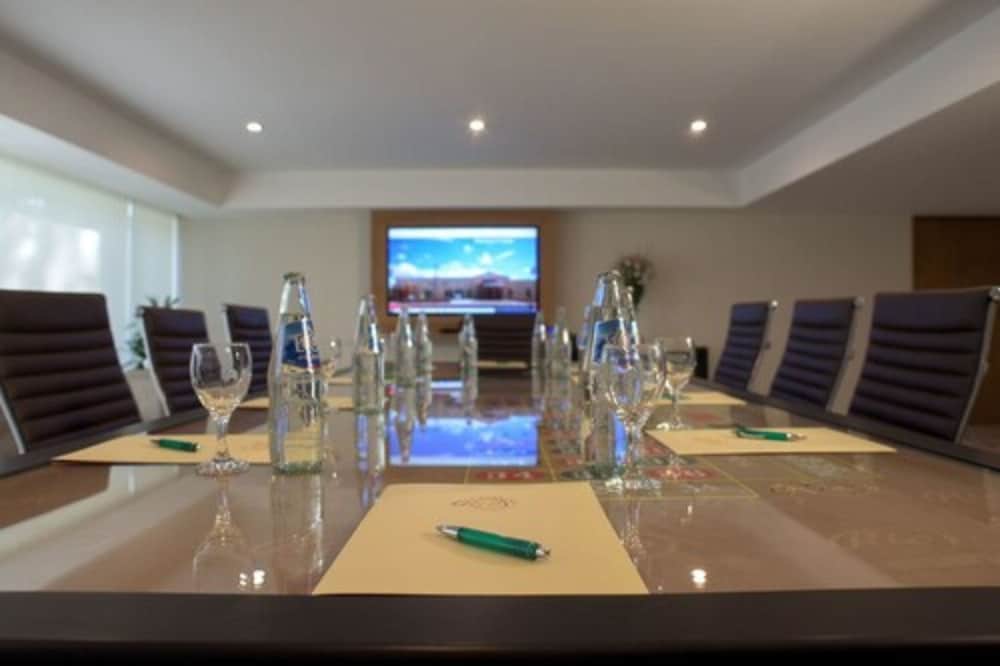 Фото Hotel y Casino del Rio Cipolletti