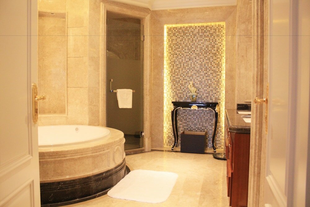 Фото Grand Skylight International Hotel Wuhai