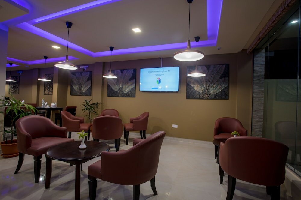 Фото The Avenue and SPA