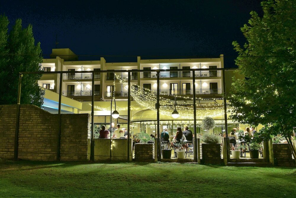 Фото Hotel Alkar