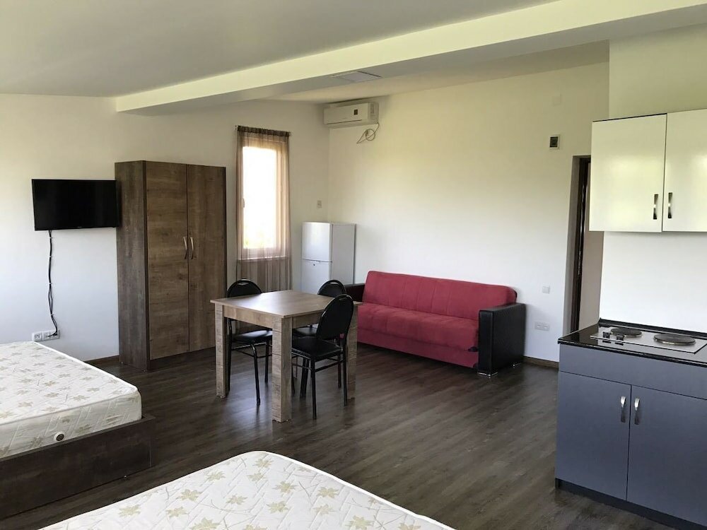 Фото Bsg Rustaveli 184