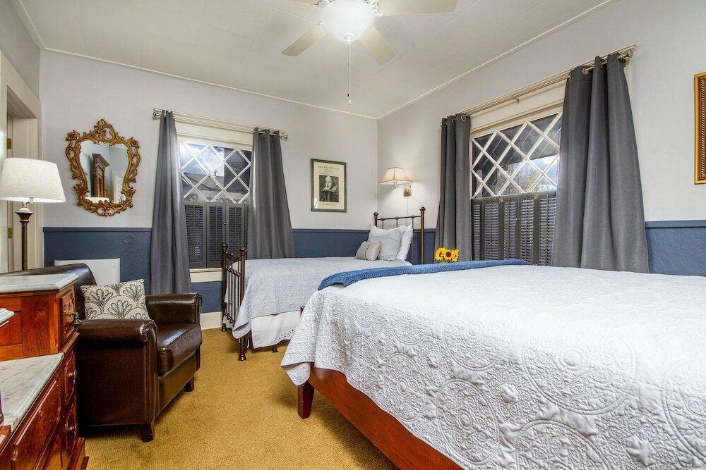 Фото Oak Hill Bed & Breakfast